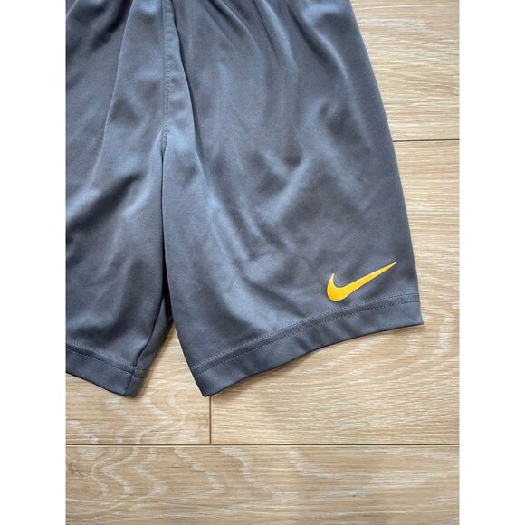 Nike Boys Dri-Fit Shorts Large 6/7 Grey Orange Logo Active Basketball Stretch L - Picture 3 of 7